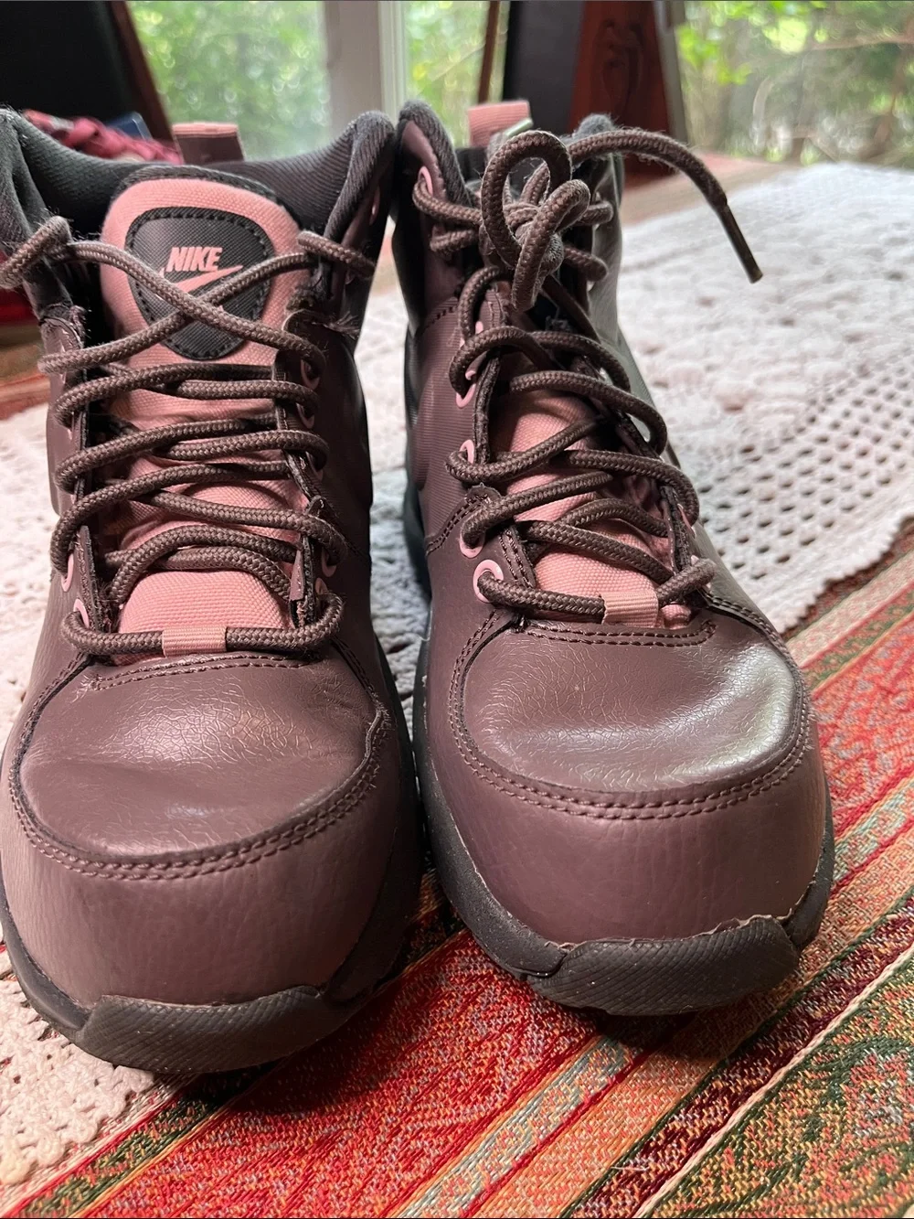 Nike Manoa LTR boot in violet ore and dark smoke grey 3.5 big kid leather
